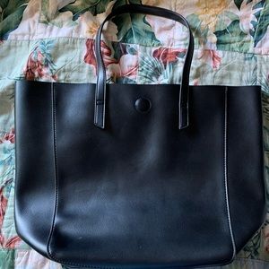 Macy’s black tote